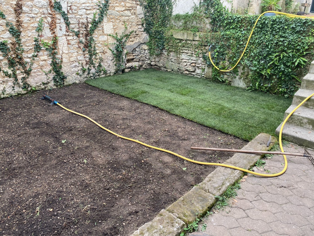 BORDEAUX GAZON RUSTIQUE CHALEUR IDGREEN